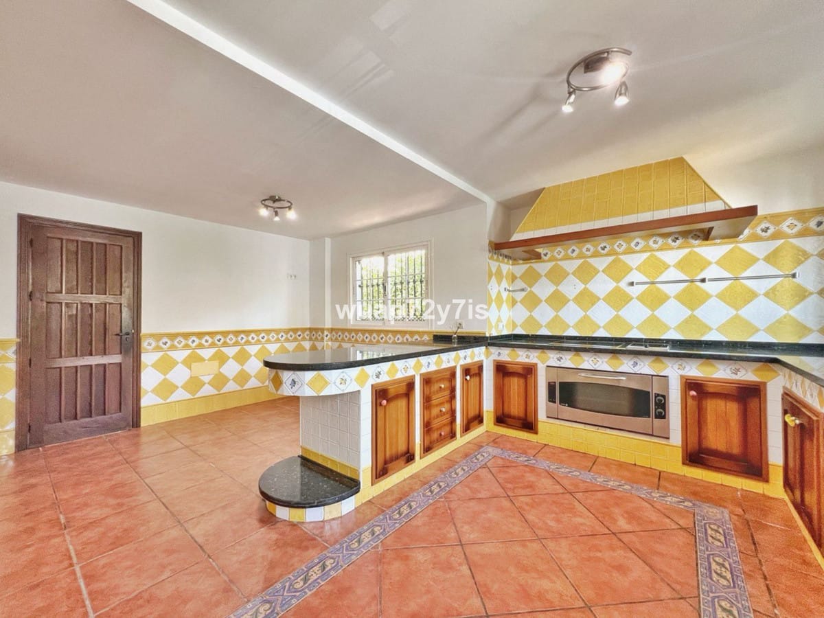 Vrijstaande villa met 5 slaapkamers in Benalmádena Costa in Benalmadena - foto 5