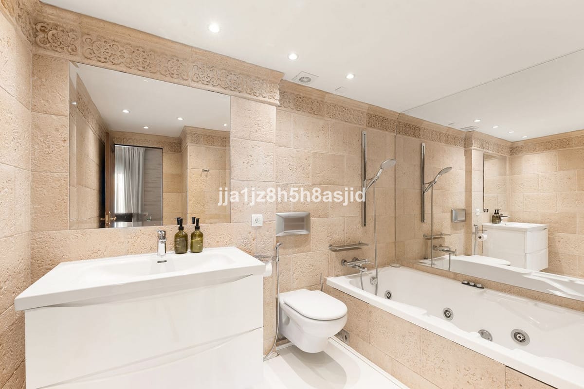 2 bedroom Apartment in Puerto Banús in Puerto Banús - foto 12