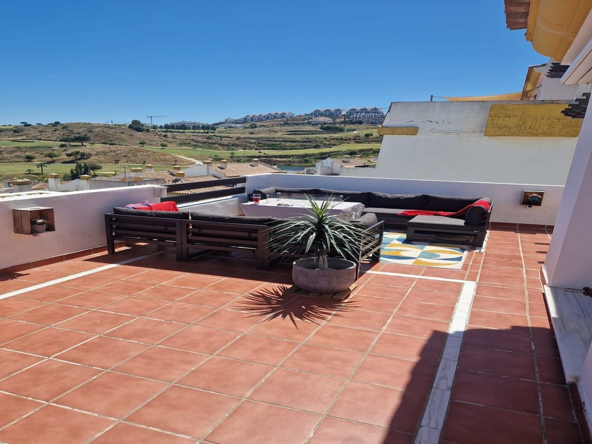 Penthouse met 2 slaapkamers in Calanova Golf, Costa del Sol in Calanova Golf - foto 16