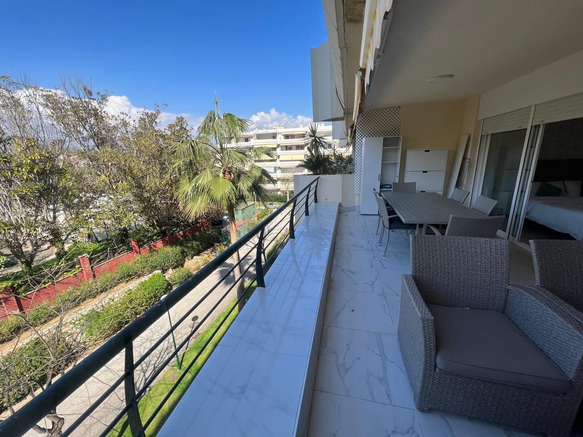 Drie-slaapkamer appartement in San Pedro de Alcántara in San Pedro de Alcántara - foto 3