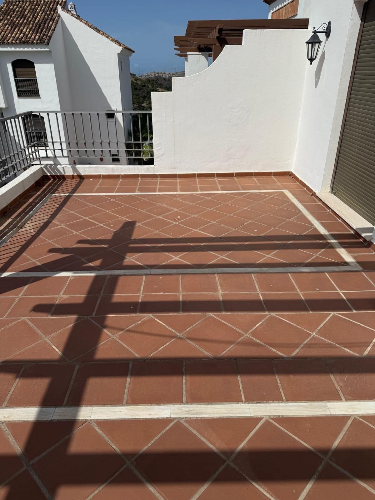 2 bedroom Apartment in Benahavís in Benahavís - foto 3