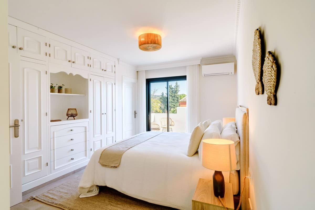 Villa met 6 slaapkamers in Marbella in Marbella - foto 12