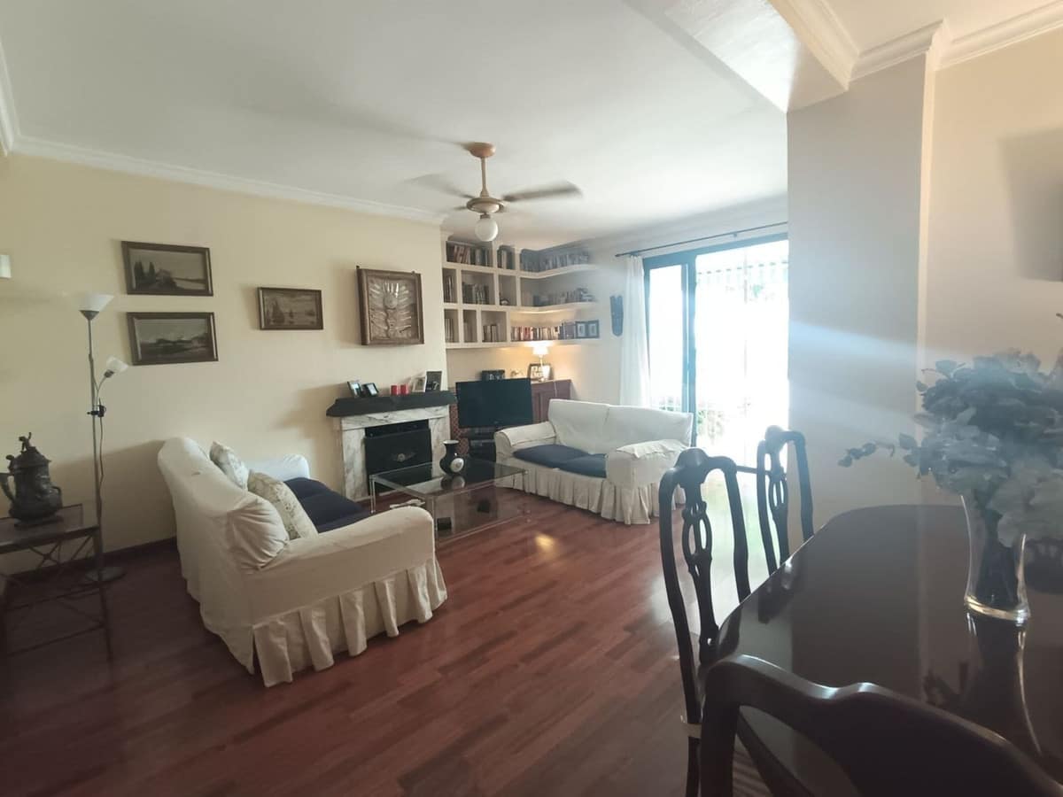 Gelijkvloers appartement met 4 slaapkamers in Nagüeles in Nagüeles - foto 8