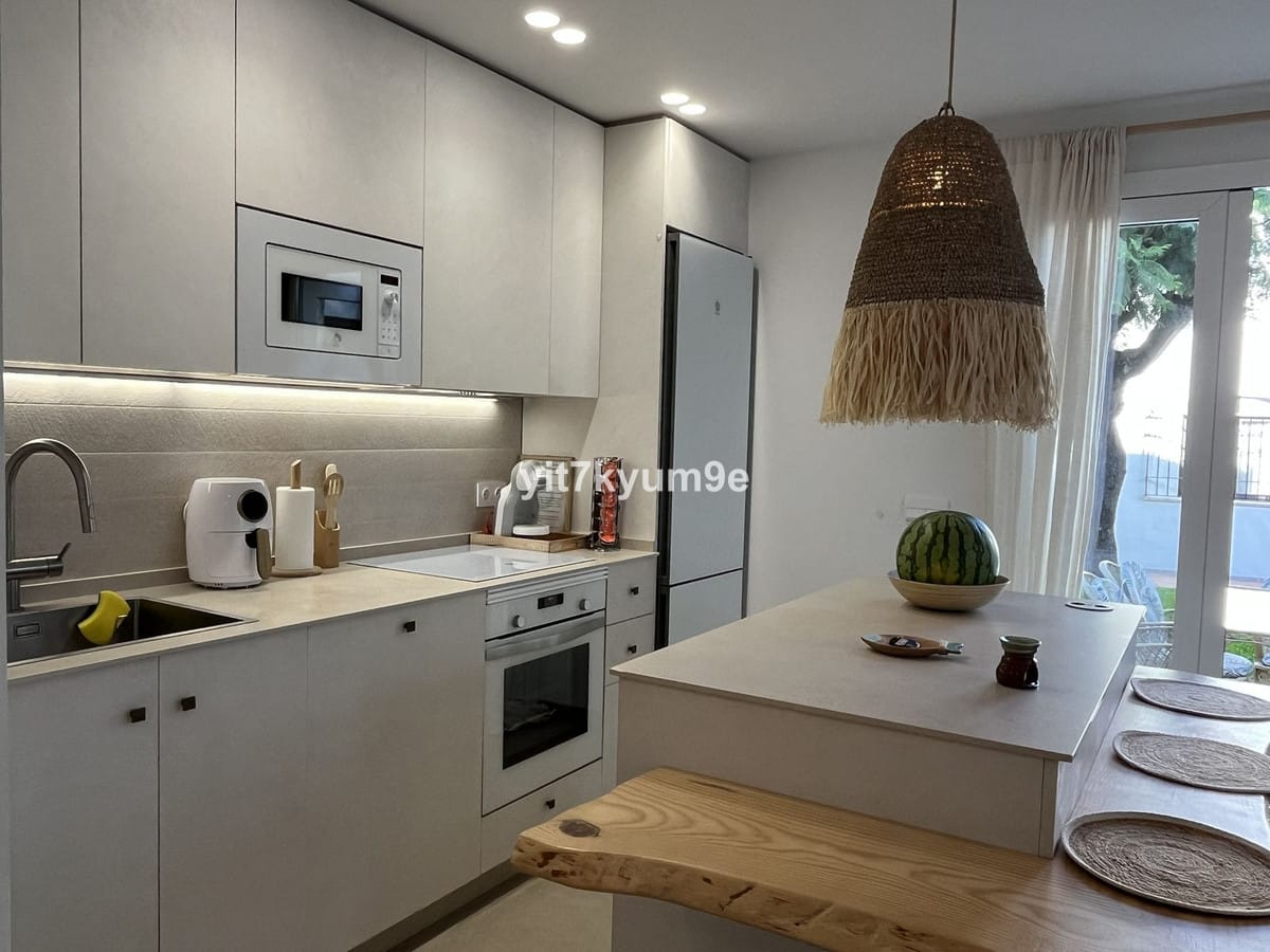 2-slaapkamer appartement aan het strand in Estepona met toeristische verhuurlicentie in Estepona - foto 5