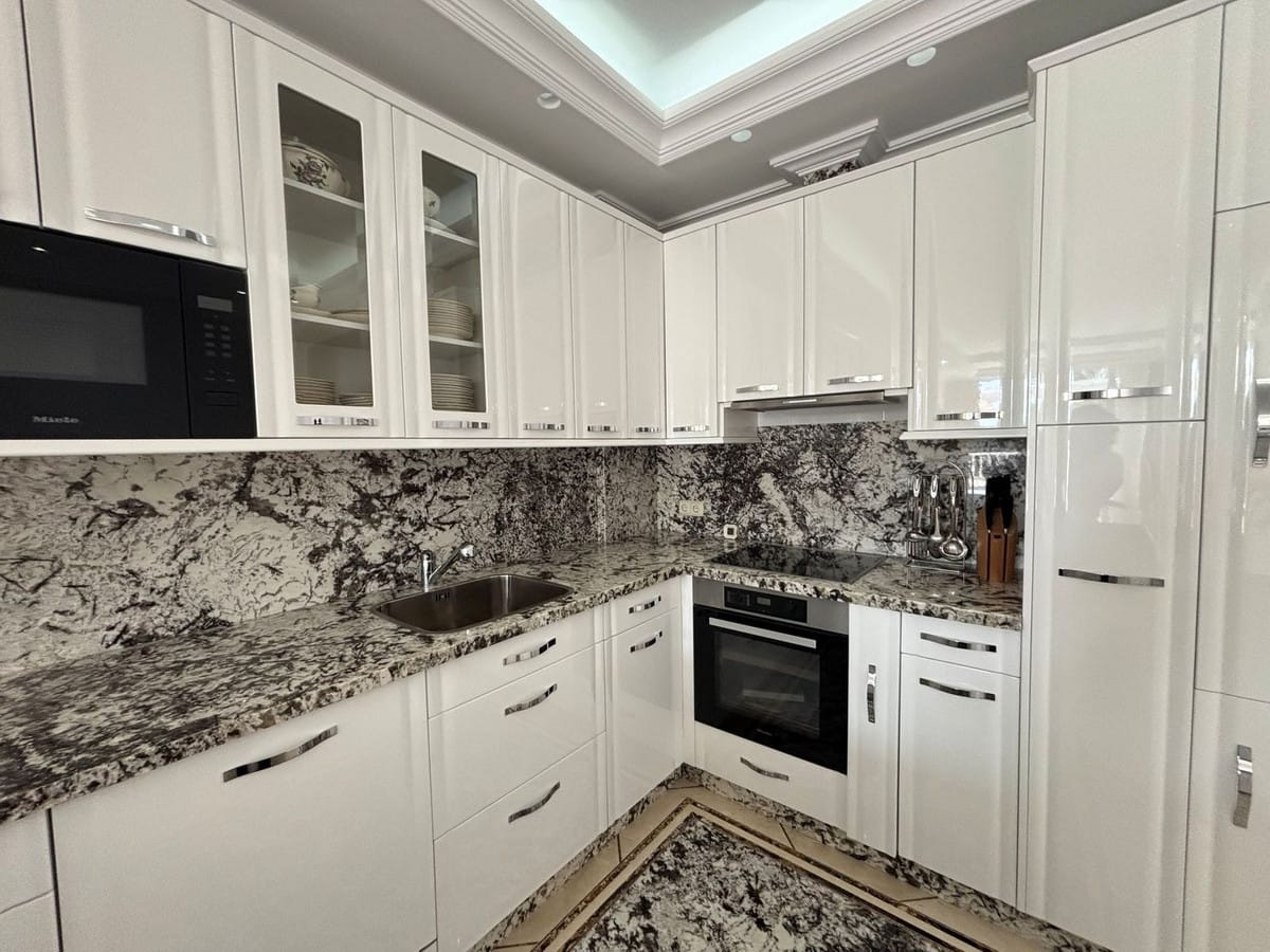 3 bedroom Apartment in Puerto Banús in Puerto Banús - foto 8