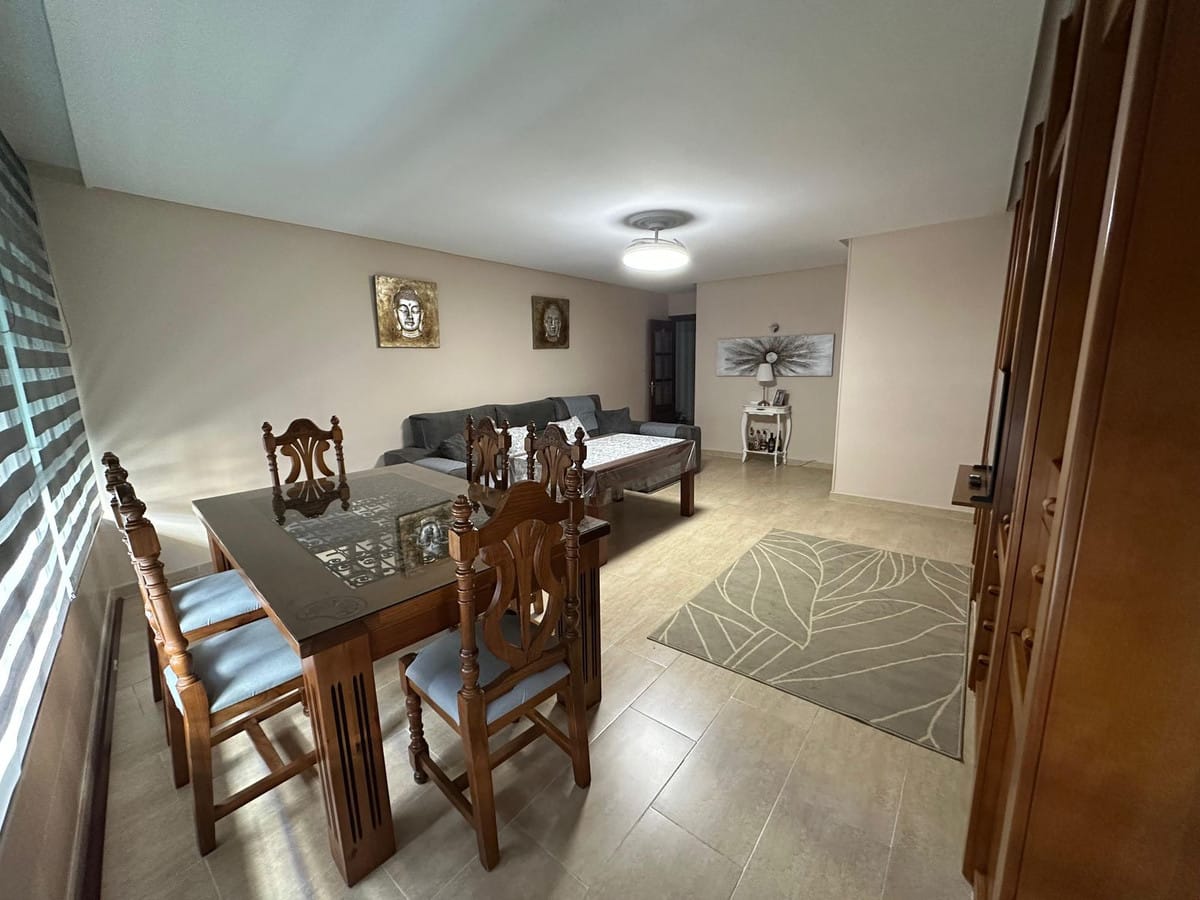 3-slaapkamerappartement met zijzeezicht aan de promenade, Estepona in Estepona - foto 2