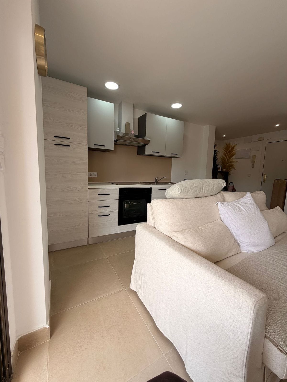 2 bedroom Apartment in Torremolinos in Torremolinos - foto 7
