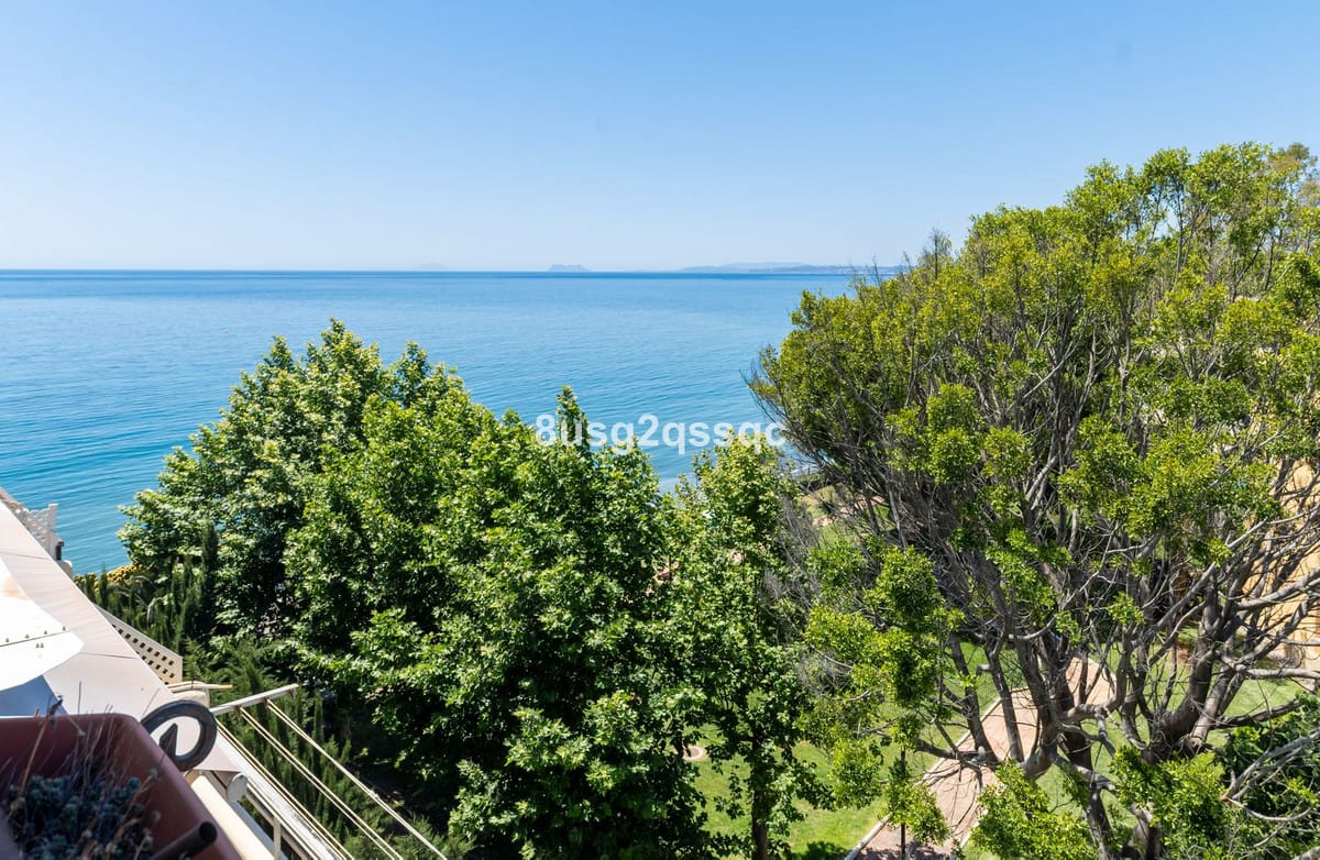3 bedroom Apartment in Estepona in Estepona - foto 13