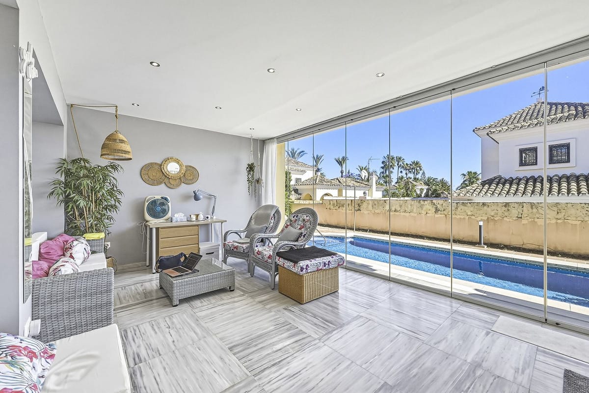 Villa met 3 slaapkamers aan het strand in Bahía de Marbella in Bahía de Marbella - foto 20