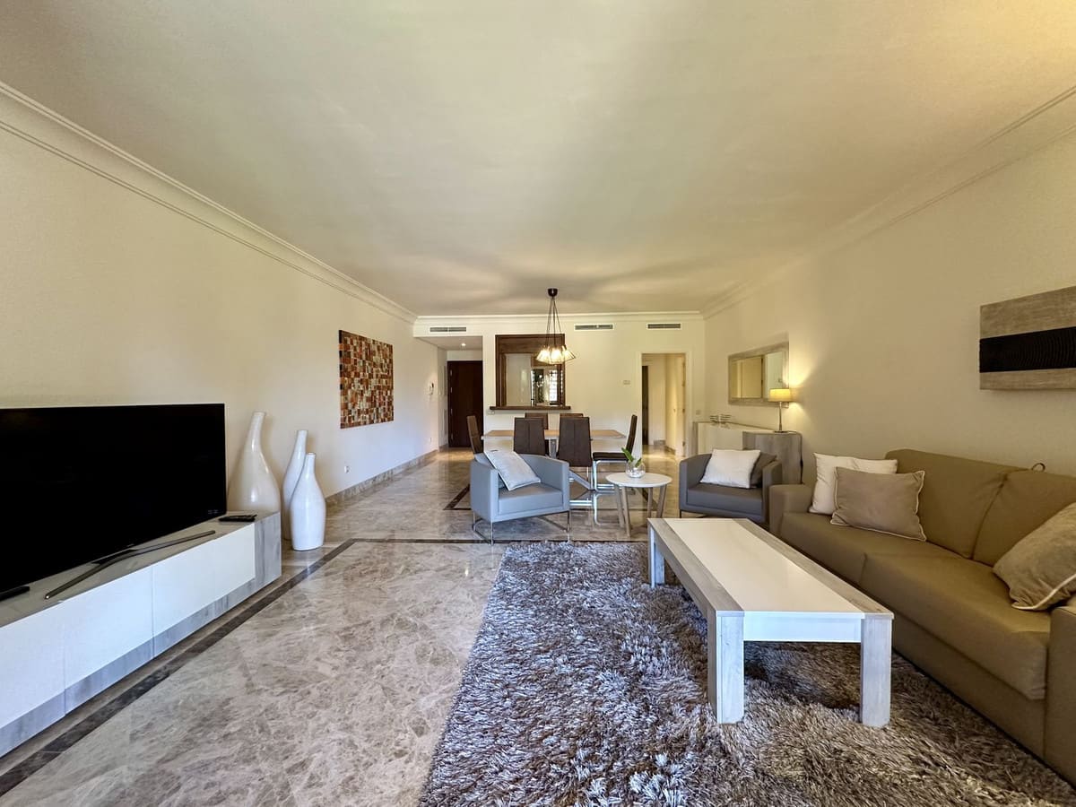 Appartement met 3 slaapkamers in Nueva Andalucía — R4826191 in Nueva Andalucía - foto 2