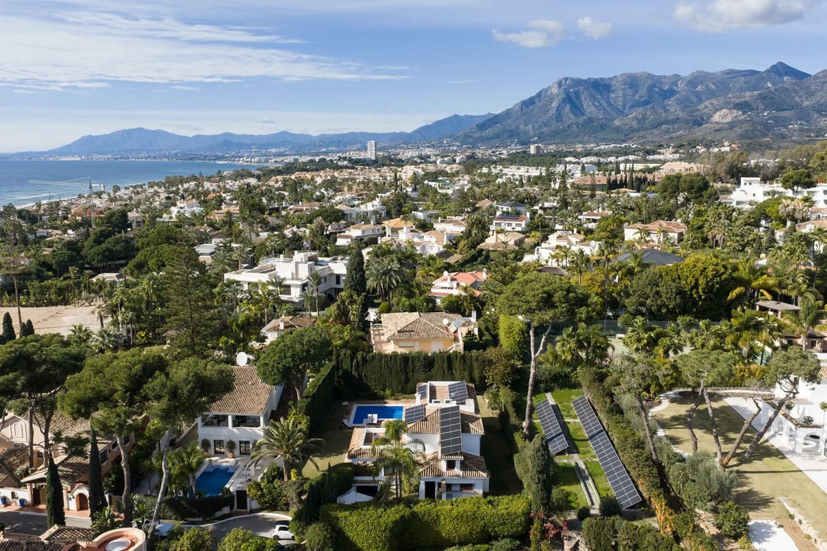 Villa met 5 slaapkamers in Los Monteros in Los Monteros - foto 9