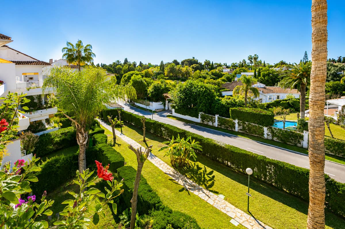 4 bedroom Apartment in Guadalmina Baja in Guadalmina Baja - foto 11