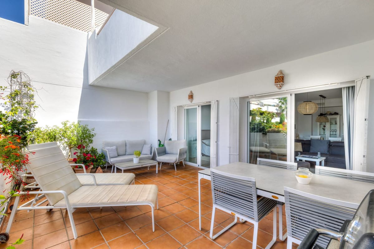 3 bedroom Apartment in Estepona - foto 3
