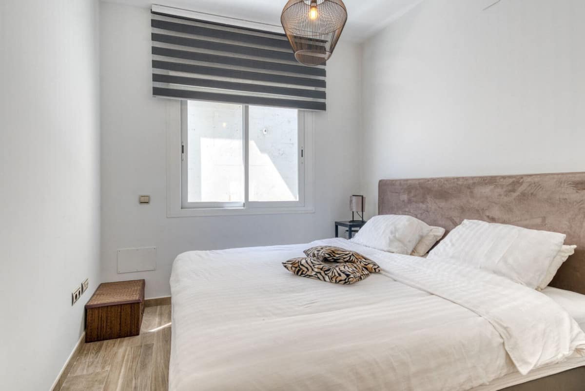 Drie slaapkamers villa direct aan de golfbaan in Riviera del Sol in Riviera del Sol - foto 15