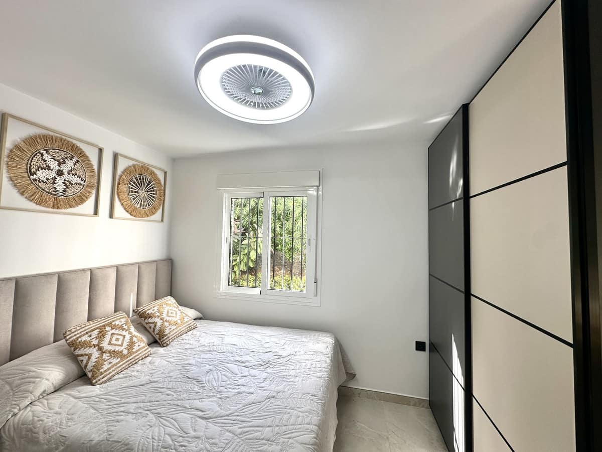 Nieuw gerenoveerd 2-slaapkamer appartement met zeezicht in La Cala de Mijas – 500 m van strand in La Cala de Mijas - foto 4
