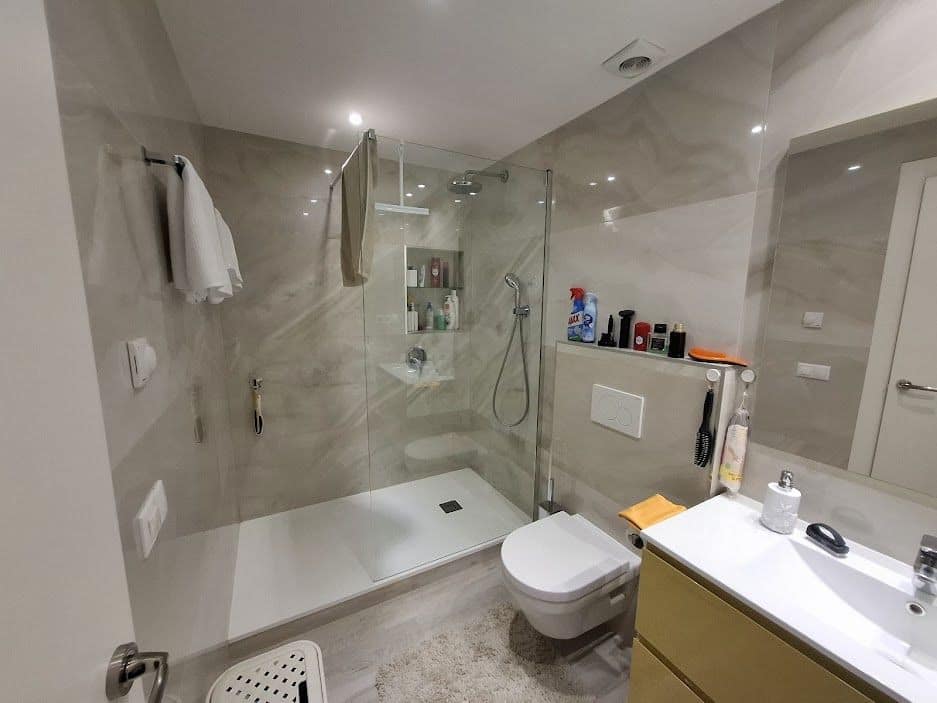 Appartement met drie slaapkamers in Marbella in Marbella - foto 11