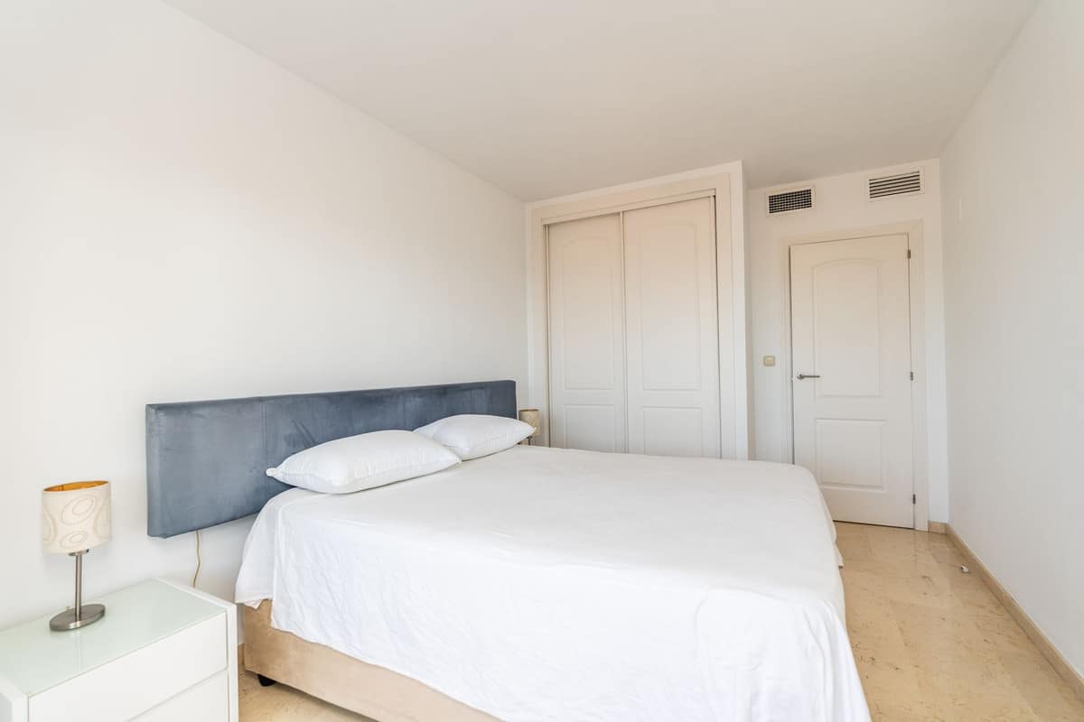 Ruim 1-slaapkamer appartement met zeezicht – Elviria, Marbella in Elviria - foto 5