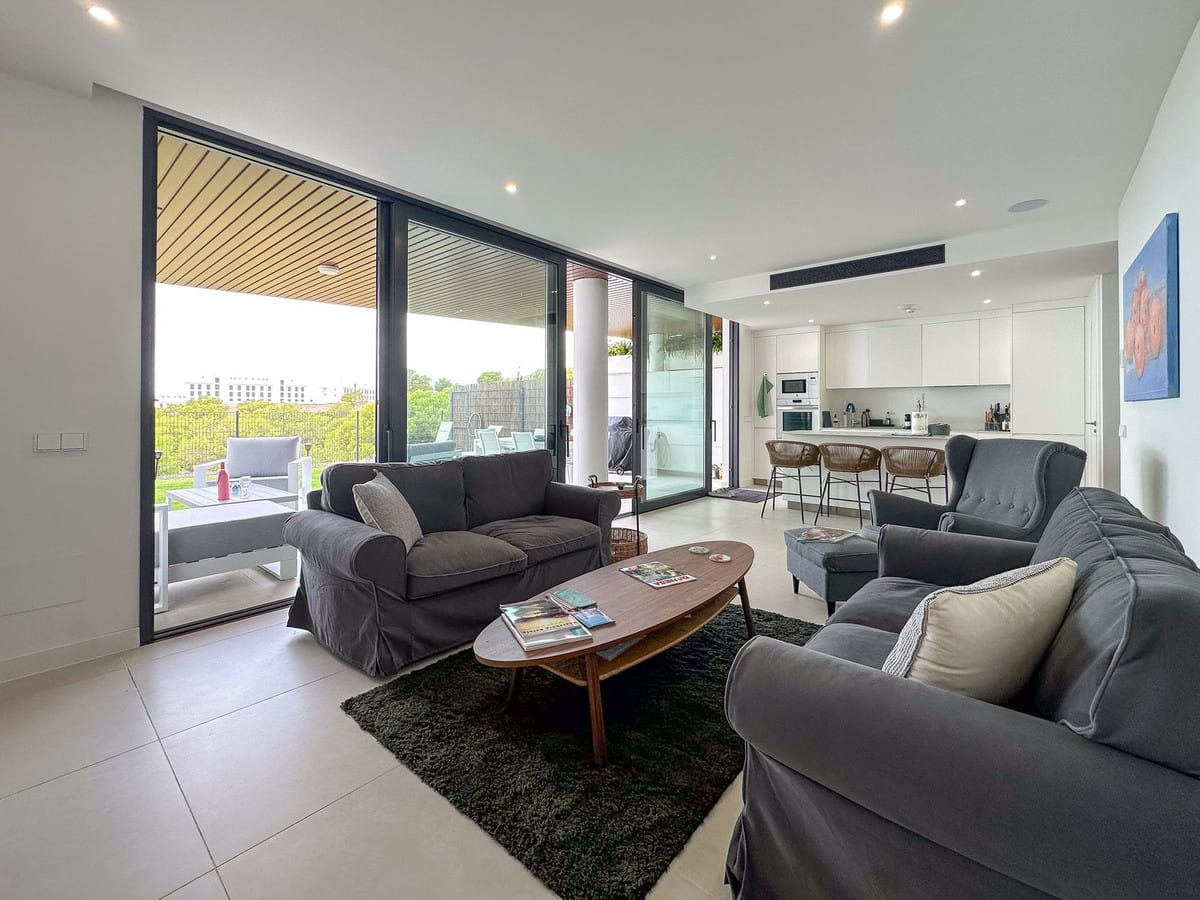 Twee-slaapkamerappartement op de begane grond in Higueron West in Higueron - foto 10