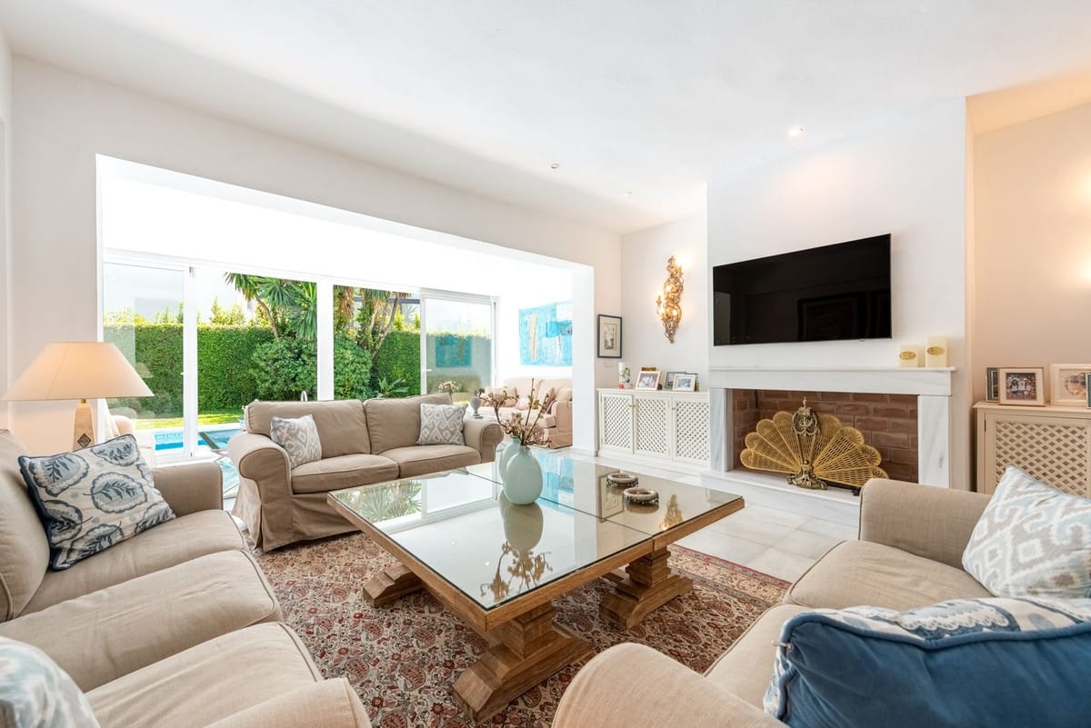 7 bedroom House in Los Monteros in Los Monteros - foto 3