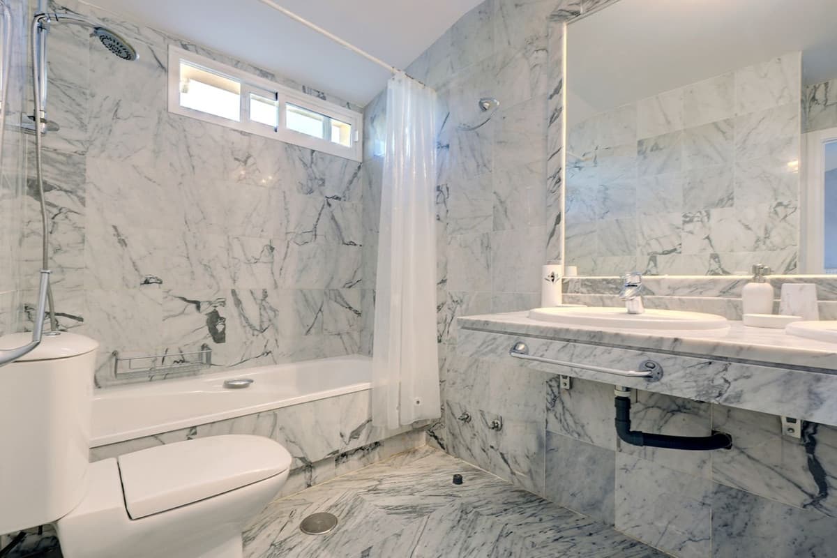 4-slaapkamer duplex-penthouse in Bahía de Marbella in Bahía de Marbella - foto 13