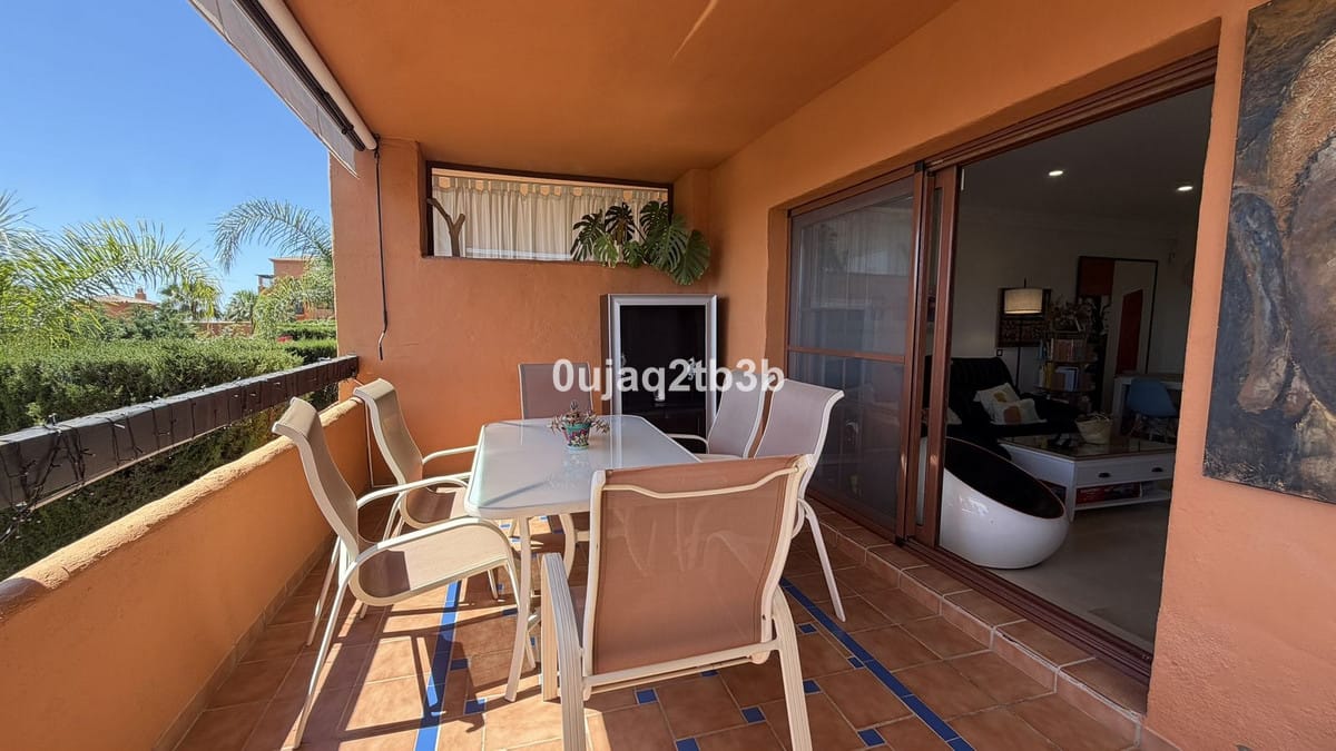 2 bedroom Apartment in Benahavís in Benahavís - foto 4