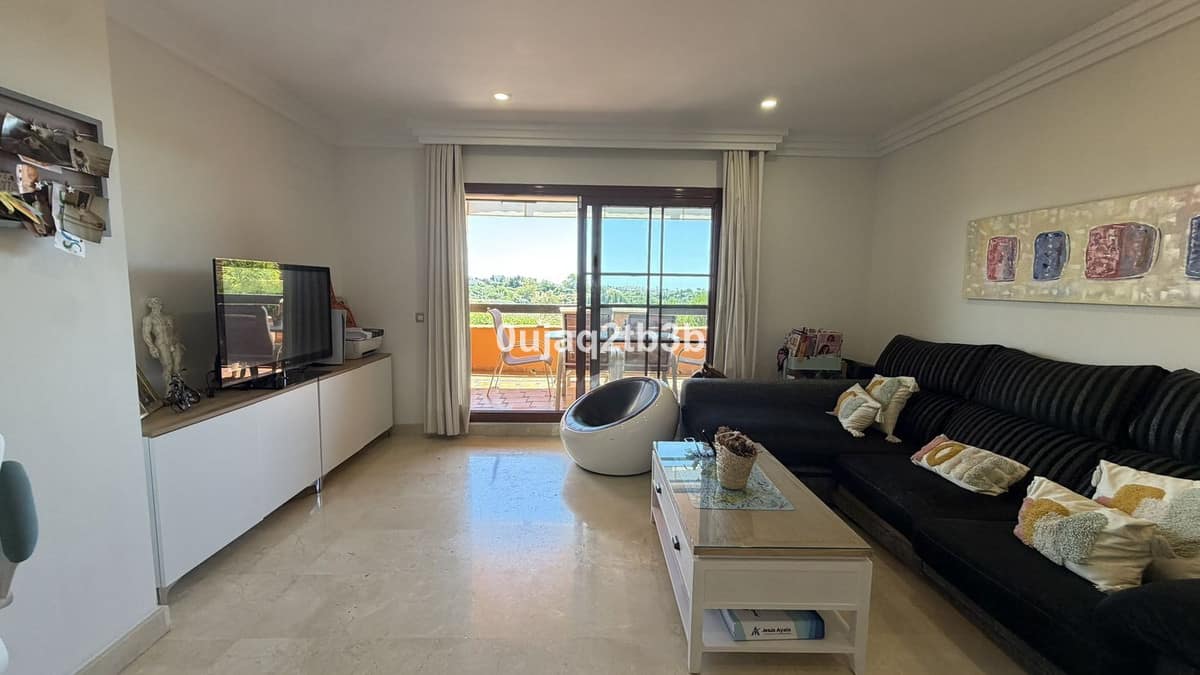 2 bedroom Apartment in Benahavís in Benahavís - foto 3