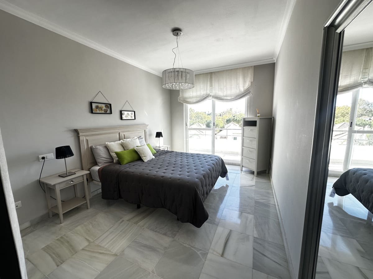 Appartement met 2 slaapkamers in Nueva Andalucía in Nueva Andalucía - foto 12