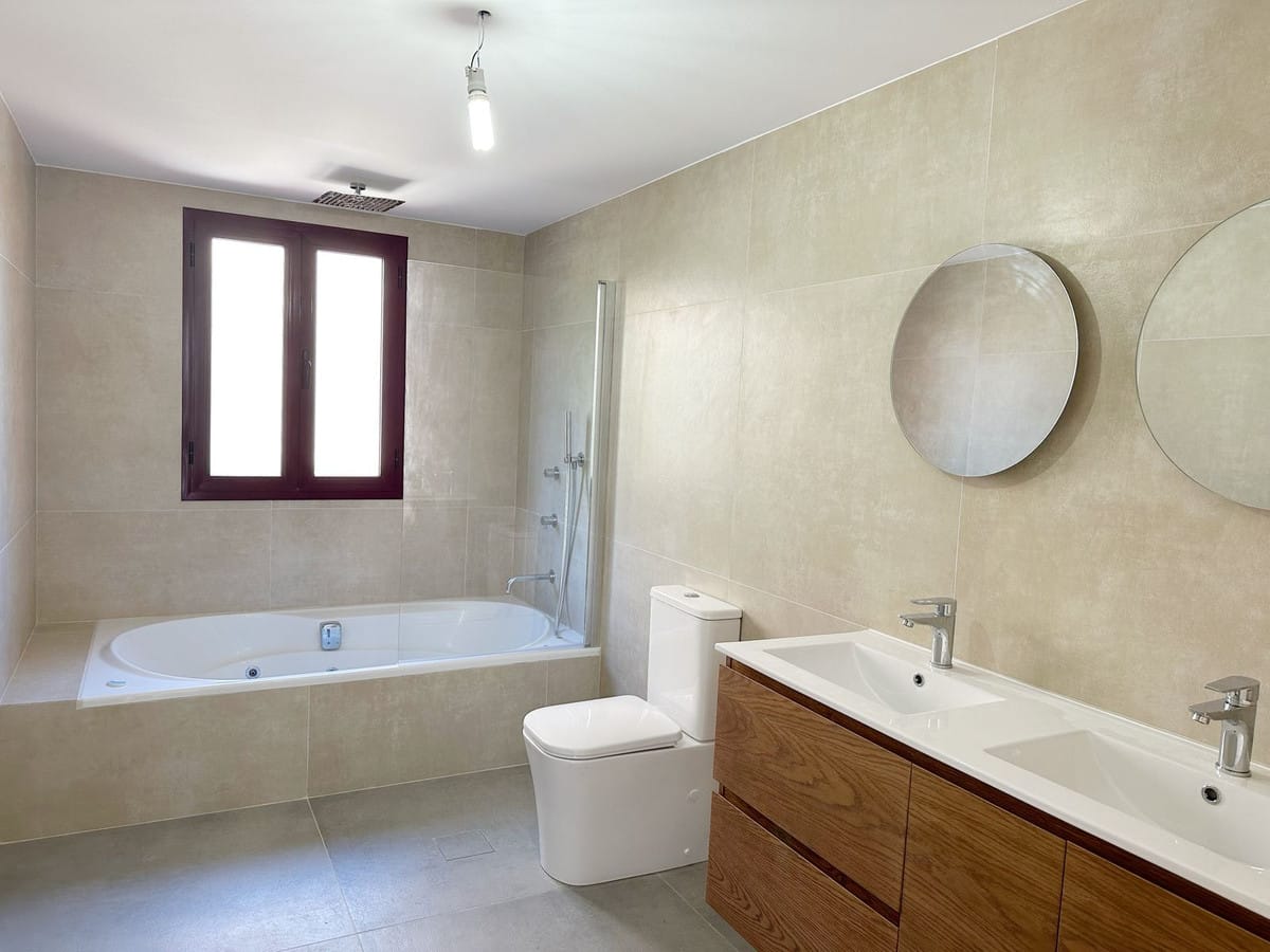 Drie-slaapkamer penthouse in El Paraiso in El Paraiso - foto 10