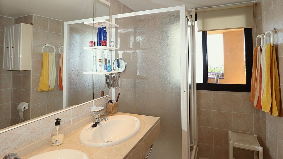 Drie-slaapkamerappartement in Selwo, Estepona in Selwo - foto 5