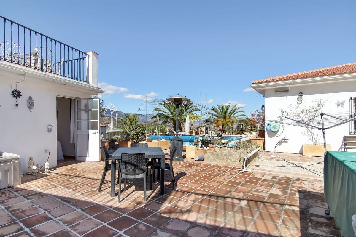 Finca met 3 slaapkamers in Guaro, Málaga in Guaro - foto 19