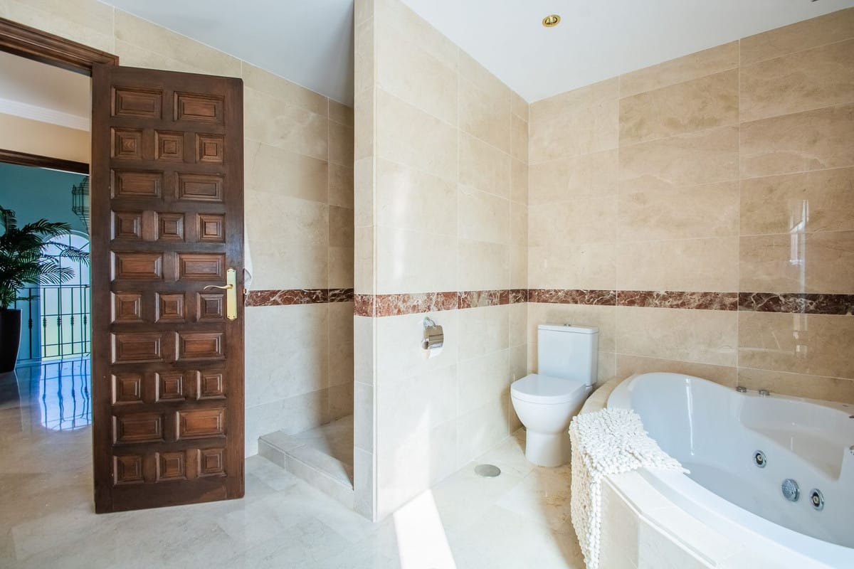 6 bedroom House in La Mairena in La Mairena - foto 16