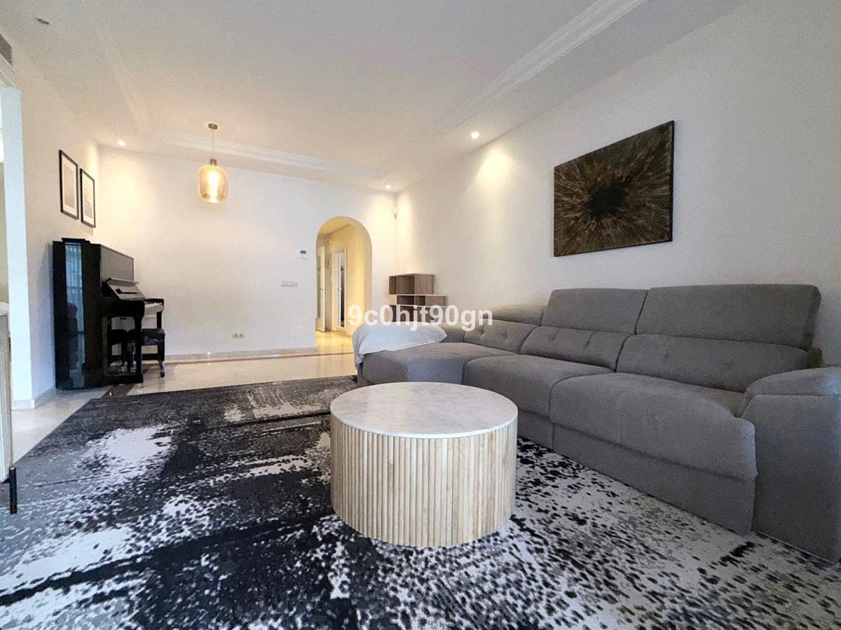 Drie-slaapkamer appartement in Elviria in Elviria - foto 9