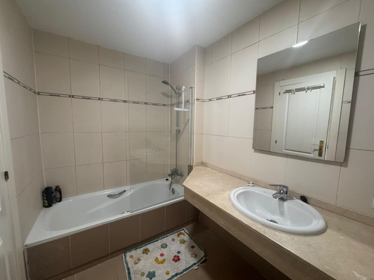 Drie-slaapkamer duplex penthouse in Manilva in Manilva - foto 17