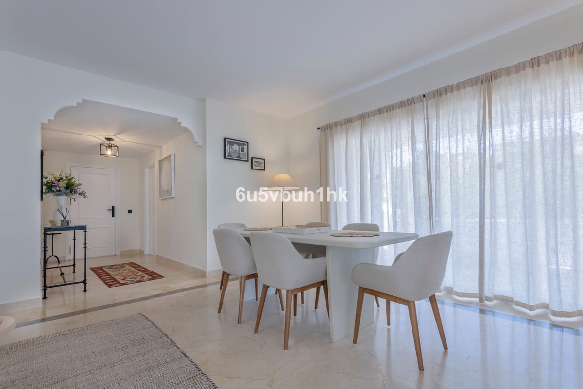 Drie-slaapkamer appartement in Estepona in Estepona - foto 7