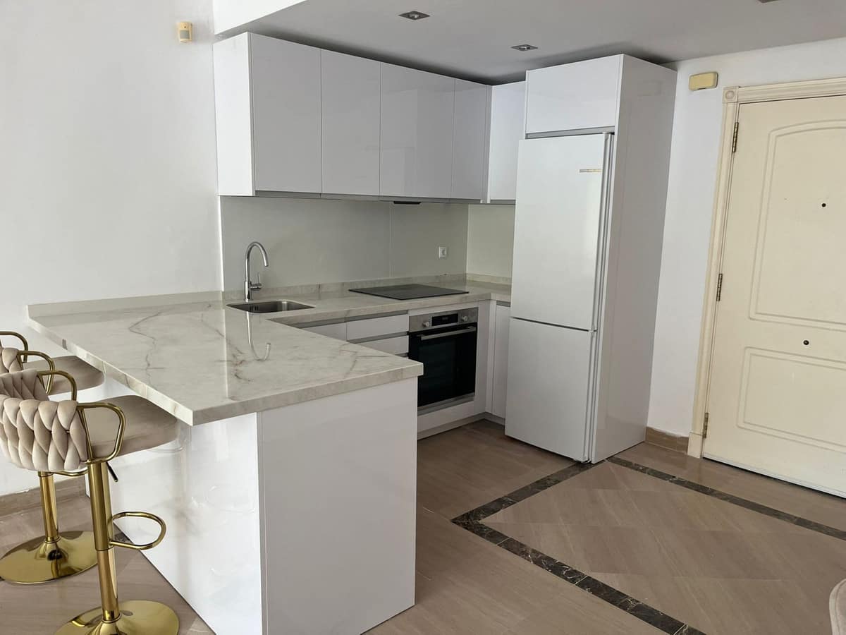Drie-slaapkamerappartement in Bahía de Marbella in Bahía de Marbella - foto 8