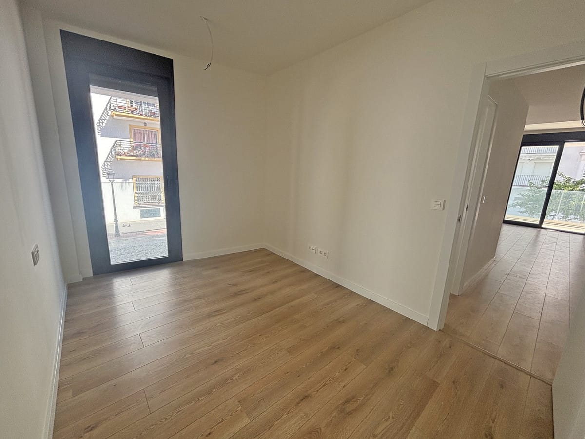 Drie-slaapkamerappartement in Estepona in Estepona - foto 14