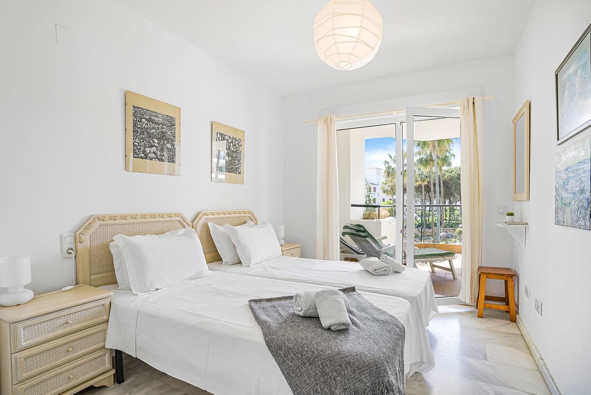 Appartement met 2 slaapkamers aan het strand in Calahonda in Calahonda - foto 14