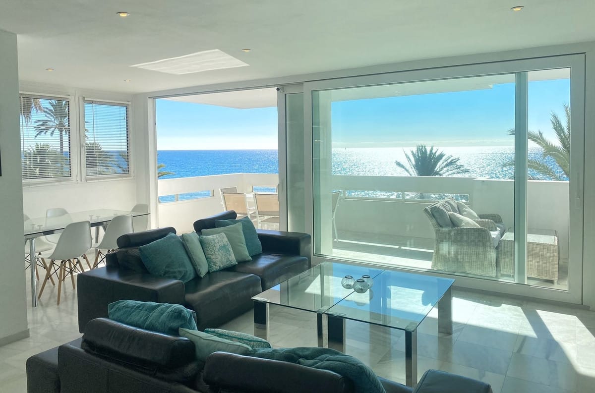 Drie-slaapkamer appartement aan het strand in Marbella in Marbella - foto 7