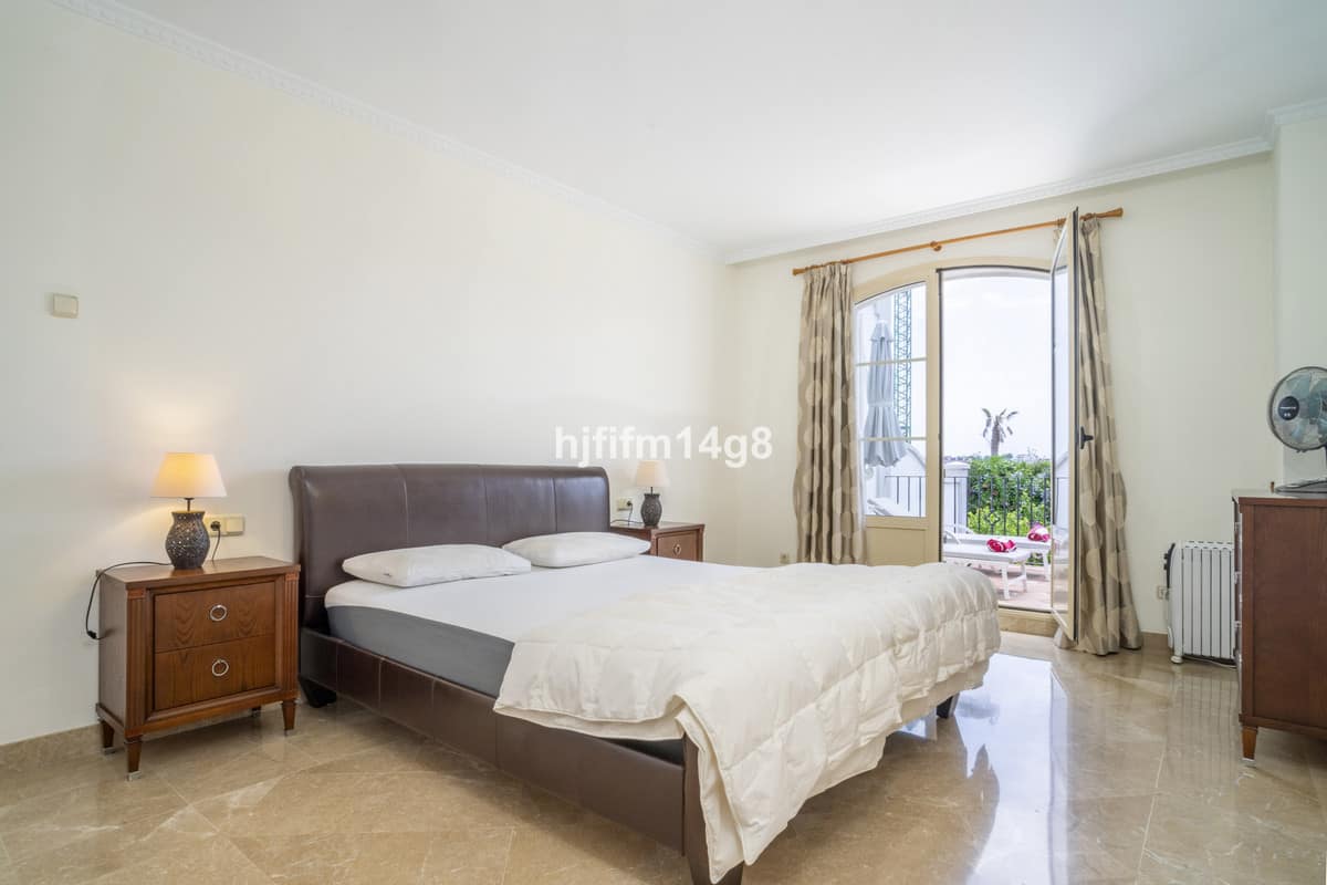 3-slaapkamer stadswoning in Nueva Andalucía in Nueva Andalucía - foto 9