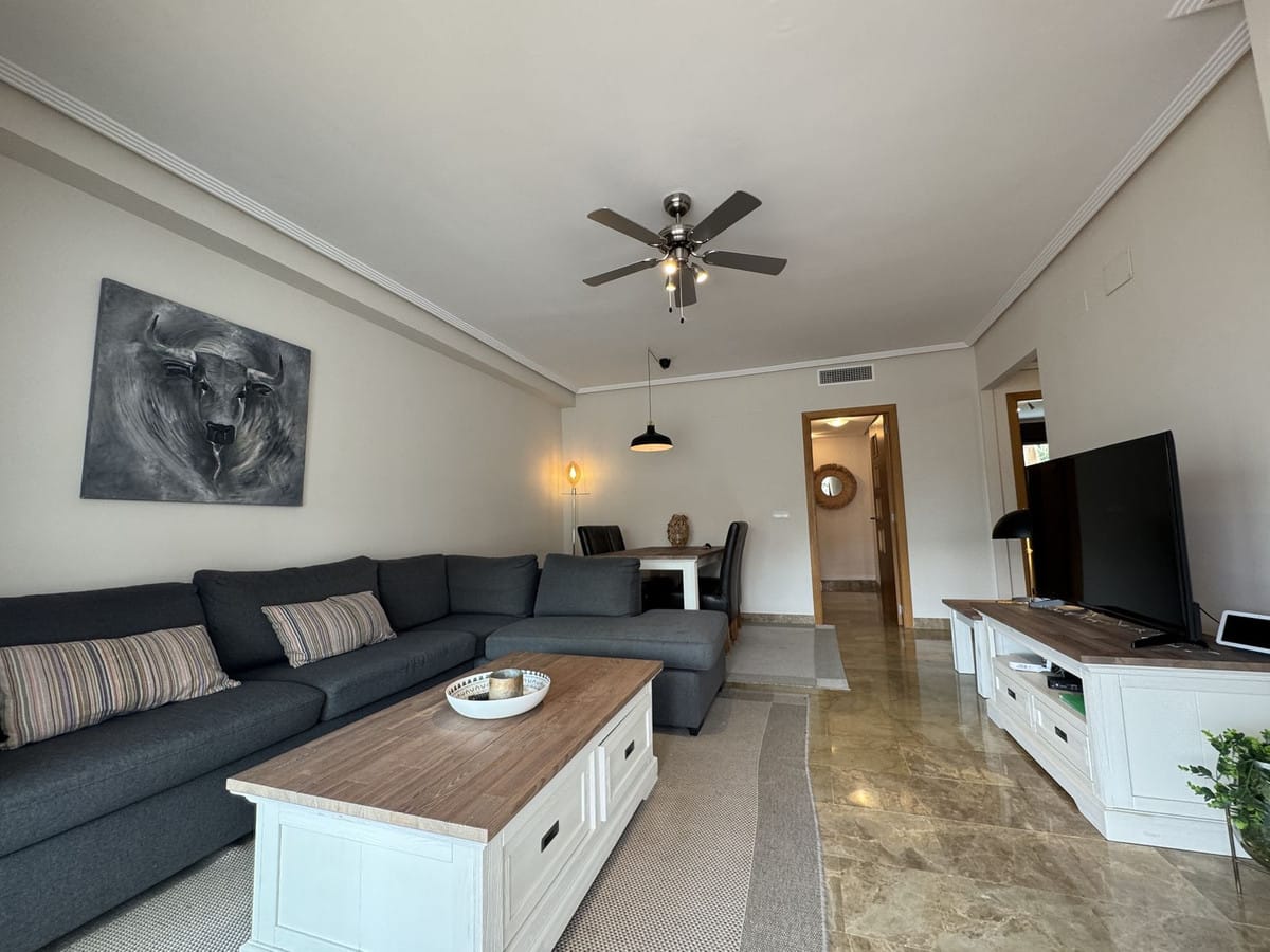 Appartement met 2 slaapkamers in Estepona in Estepona - foto 3