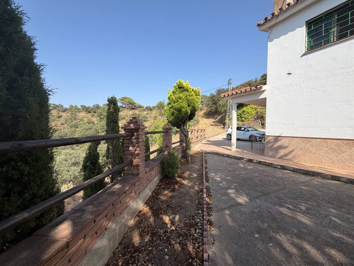 4 bedroom House in Málaga in Málaga - foto 9
