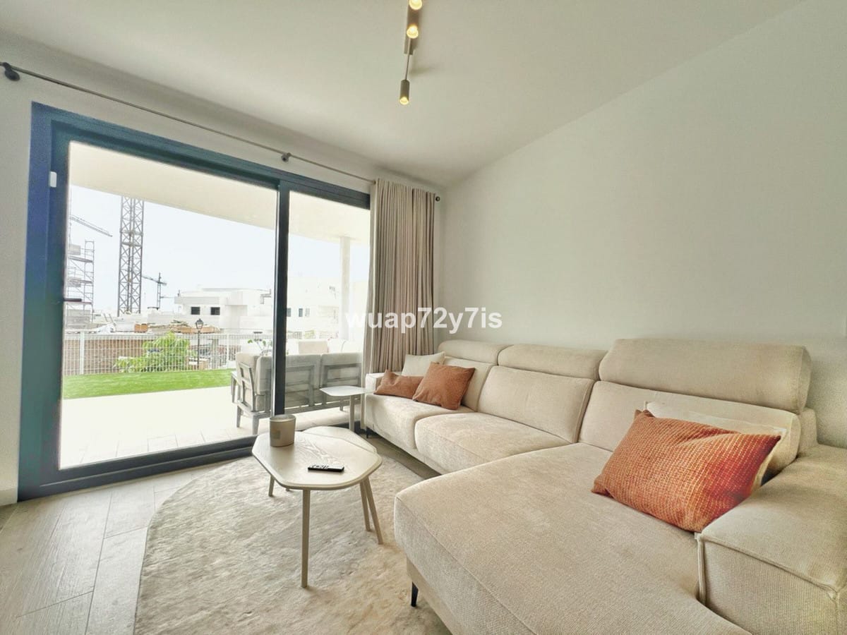 2 bedroom Apartment in Estepona in Estepona - foto 3