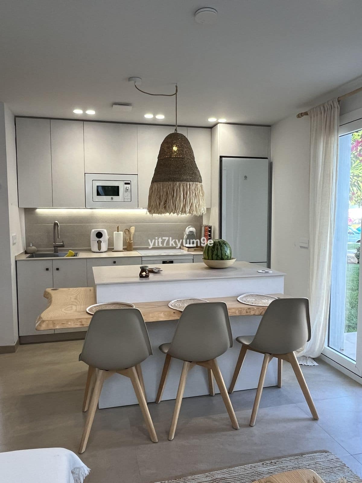 2-slaapkamer appartement aan het strand in Estepona met toeristische verhuurlicentie in Estepona - foto 3