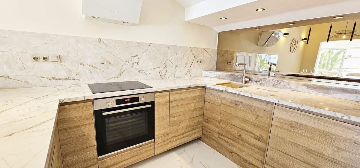 3-slaapkamer villa aan het strand in Bahía Dorada, Estepona in Estepona - foto 10