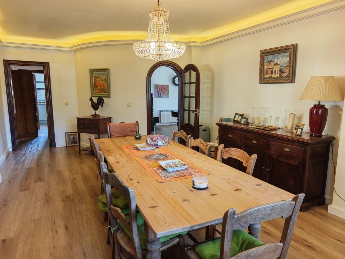 4-slaapkamer villa direct aan de golfbaan in San Luis de Sabinillas, Málaga in San Luis de Sabinillas - foto 13