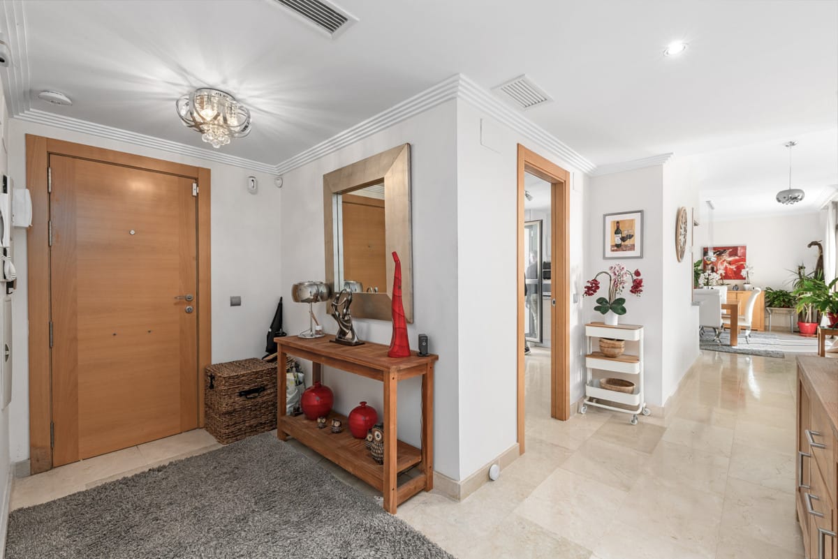 Drie-slaapkamer penthouse in Benahavís met panoramisch zeezicht in Benahavís - foto 18