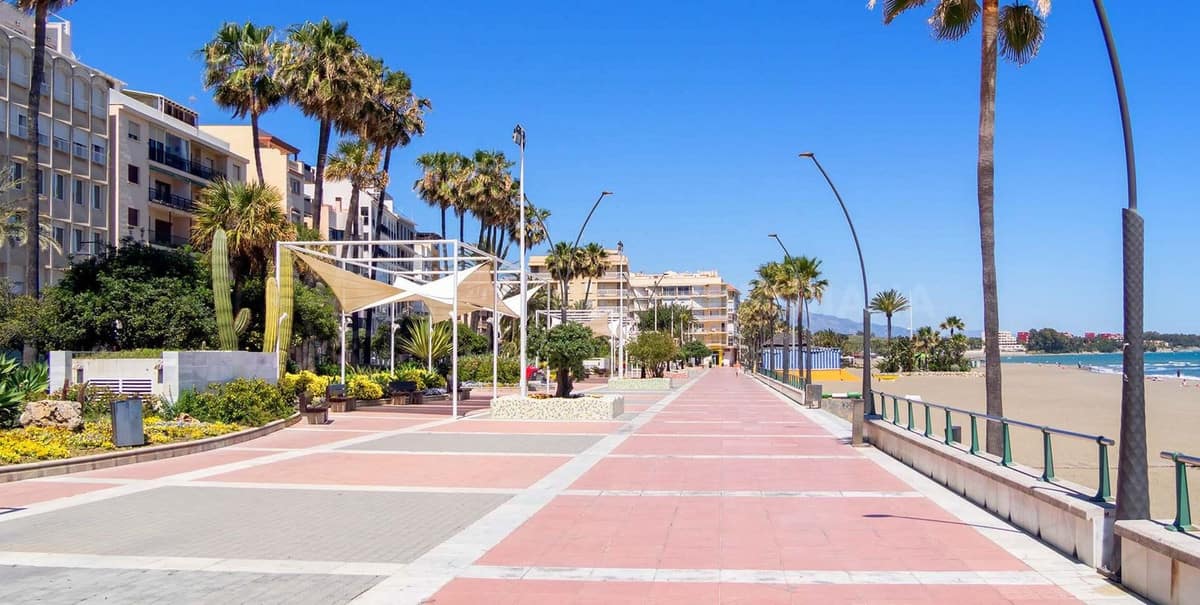 Eén-slaapkamer penthouse op de bovenste verdieping in Estepona in Estepona - foto 19