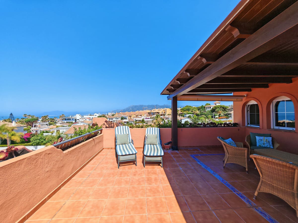 Duplex-appartement met 3 slaapkamers in Marbella in Marbella - foto 4
