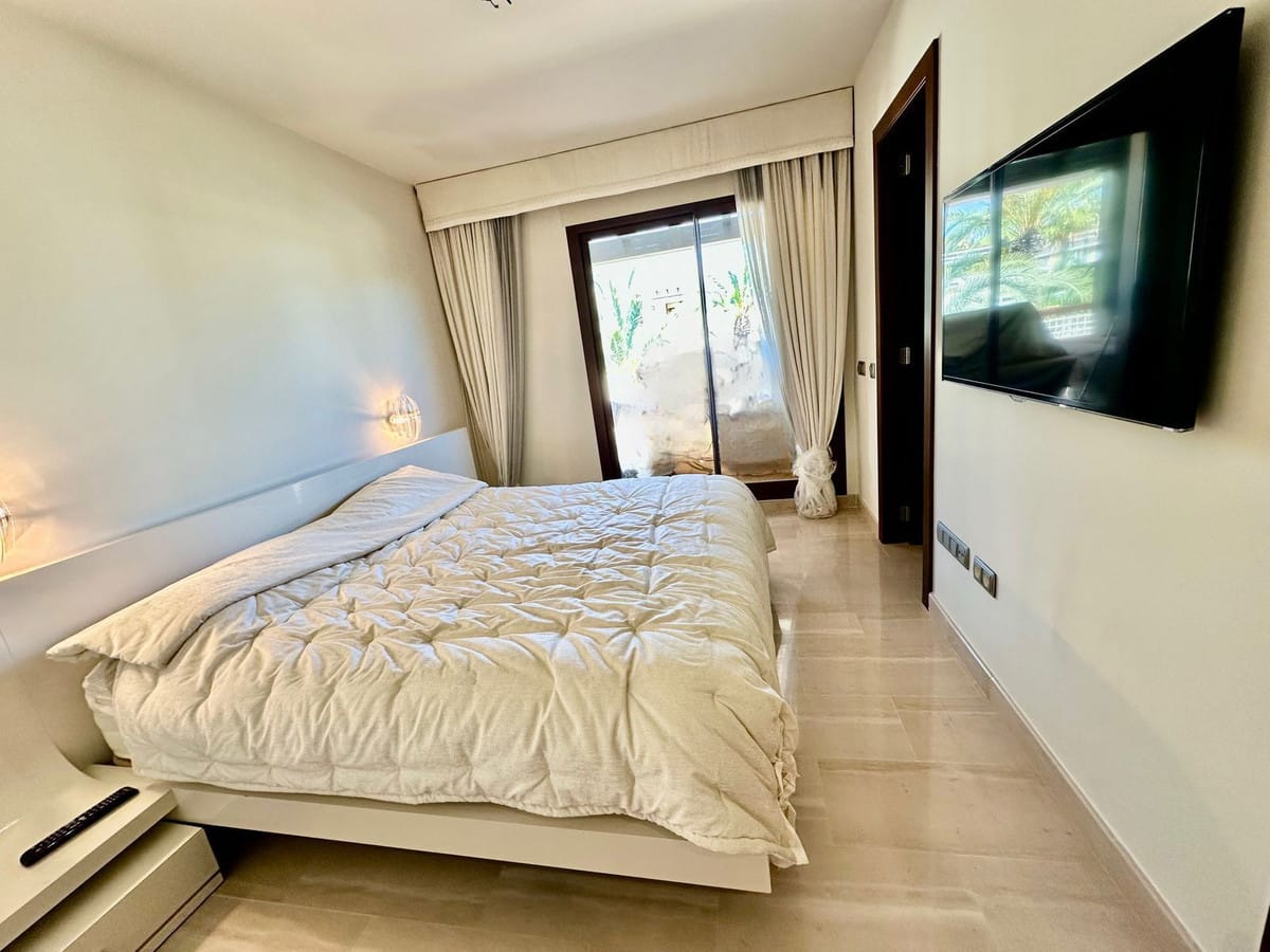 Luxueus duplex-penthouse in Medina de Banús, Nueva Andalucía in Nueva Andalucía - foto 17