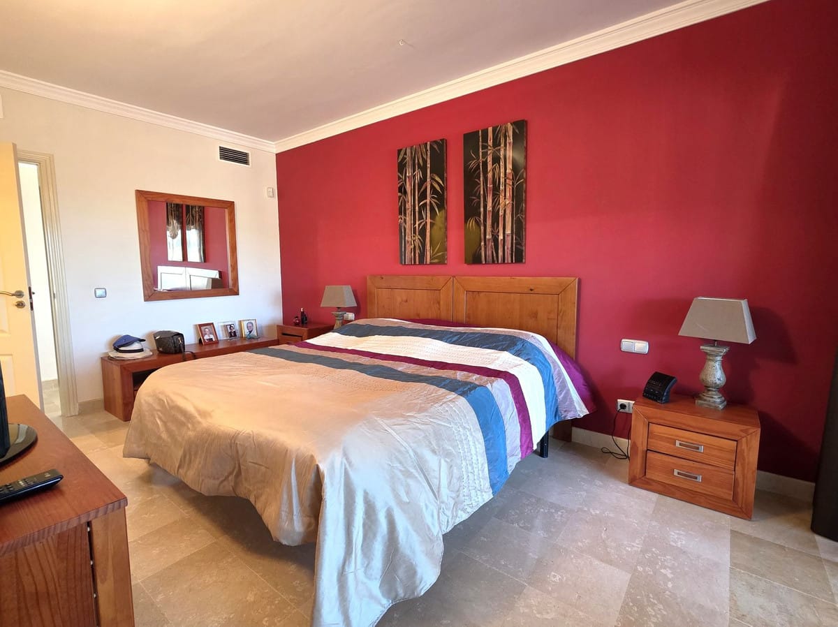 2 bedroom Apartment in Atalaya in Atalaya - foto 12